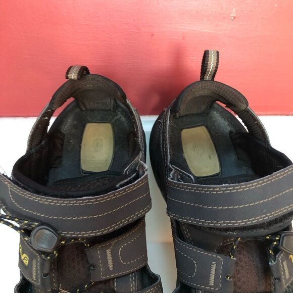Teva NWOT Men's close toe sandal (9) - Picture 13 of 13